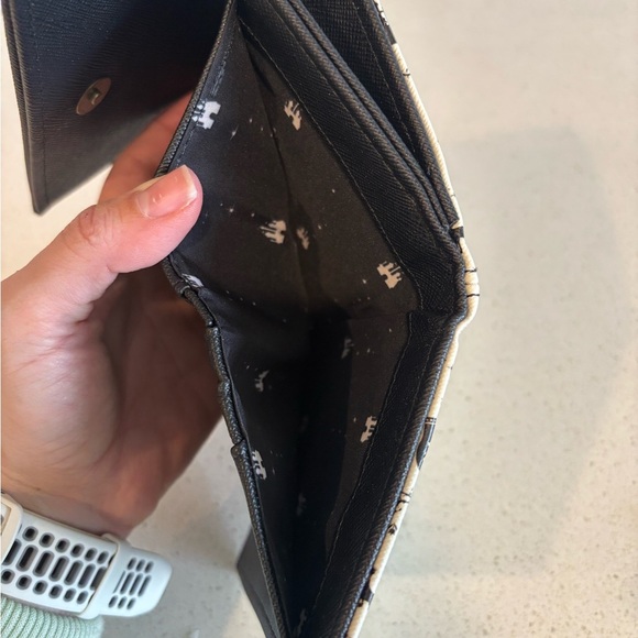 Official Loungefly Disney Princess Silhouette Mini Flap Wallet New Missing Bow - Picture 9 of 10